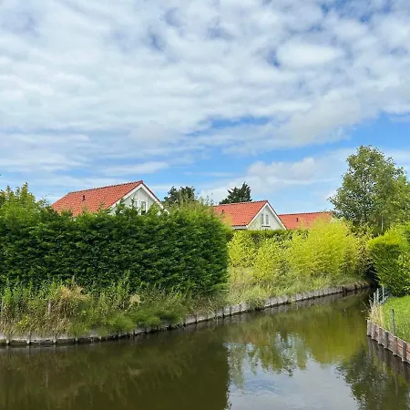 Plevier Comfort-2 By Interhome Üdülőpark 3*